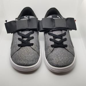 Meet your Posher, Jaqueline